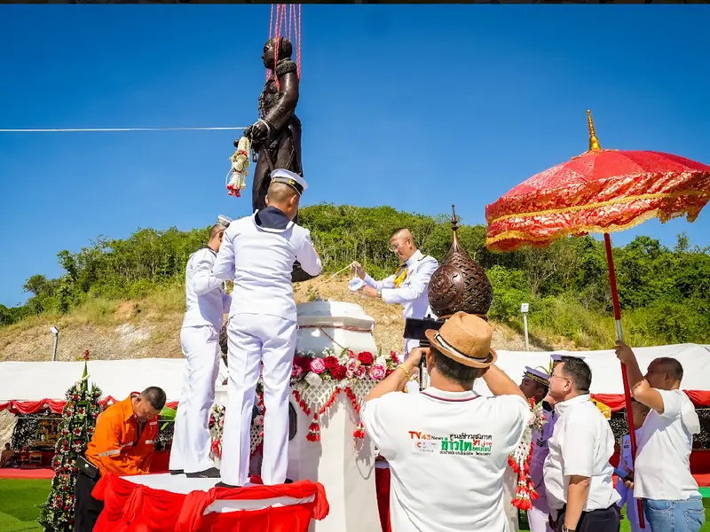 Admiral Prince Abhakara Kiartivongse Monument gallery image 2