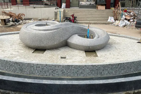 Infinity Bridge Fountain