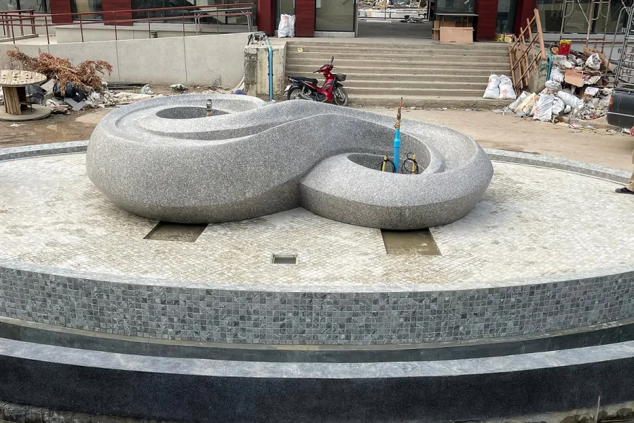 Infinity Bridge Fountain
