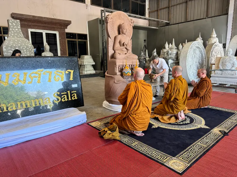 Pacific Hermitage Preaching Buddha