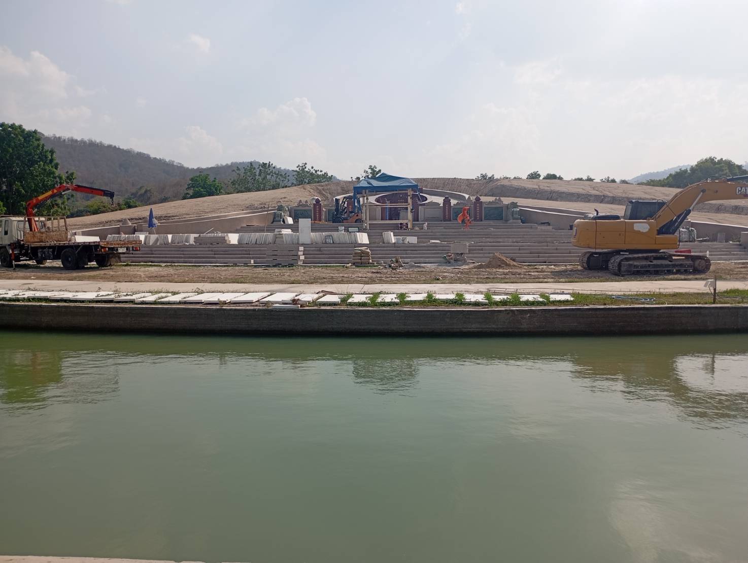 Sricharoenlumsam Memorial gallery image 4