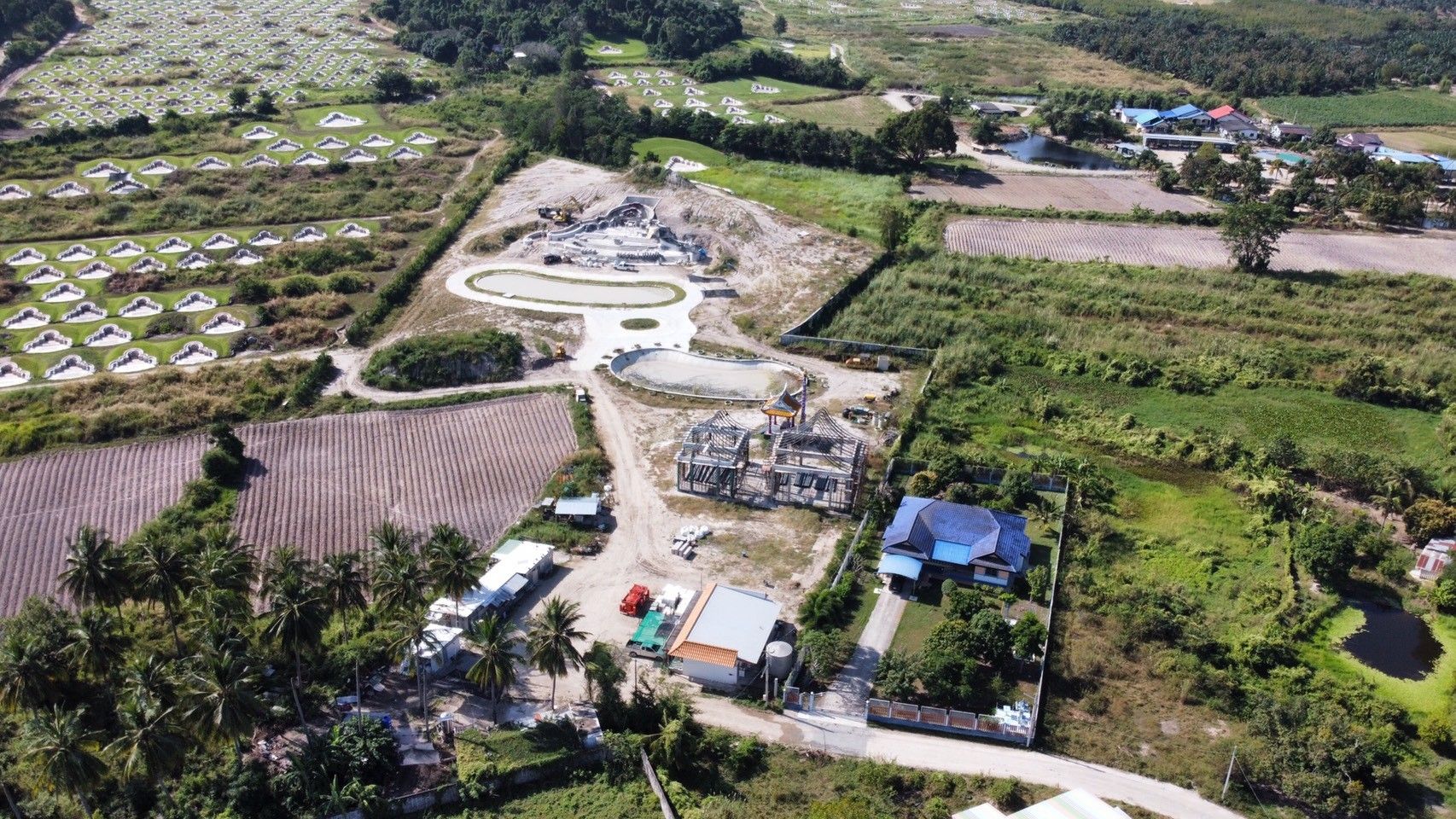 Sricharoenlumsam Memorial