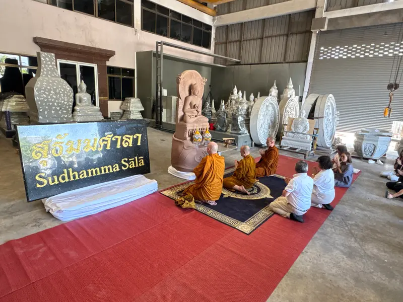 Pacific Hermitage Preaching Buddha gallery image 5