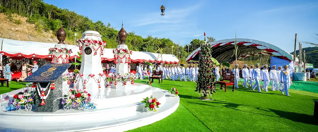 Admiral Prince Abhakara Kiartivongse Monument