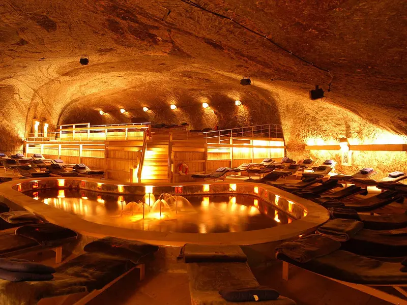 Salzheilstollen Berchtesgaden — Ruhe- und Therapieraum tief im Berg