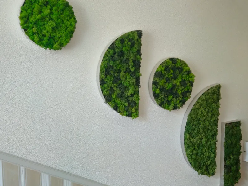 Historic staircase in Hotel Almrausch Bad Reichenhall – view 1