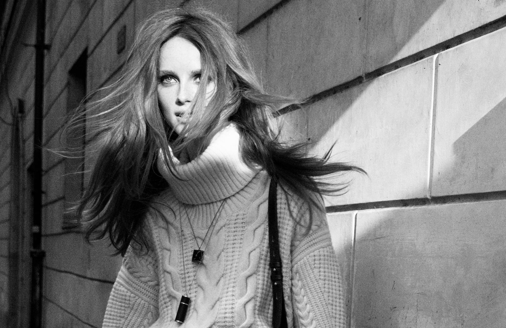 Massimo Dutti Woman FW19-20 Campaign 2