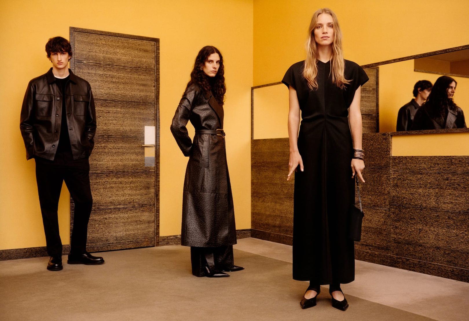 Massimo Dutti Woman  Limited Edition FW23 5