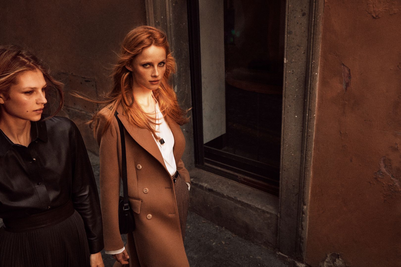 Massimo Dutti Woman FW19-20 Campaign 1