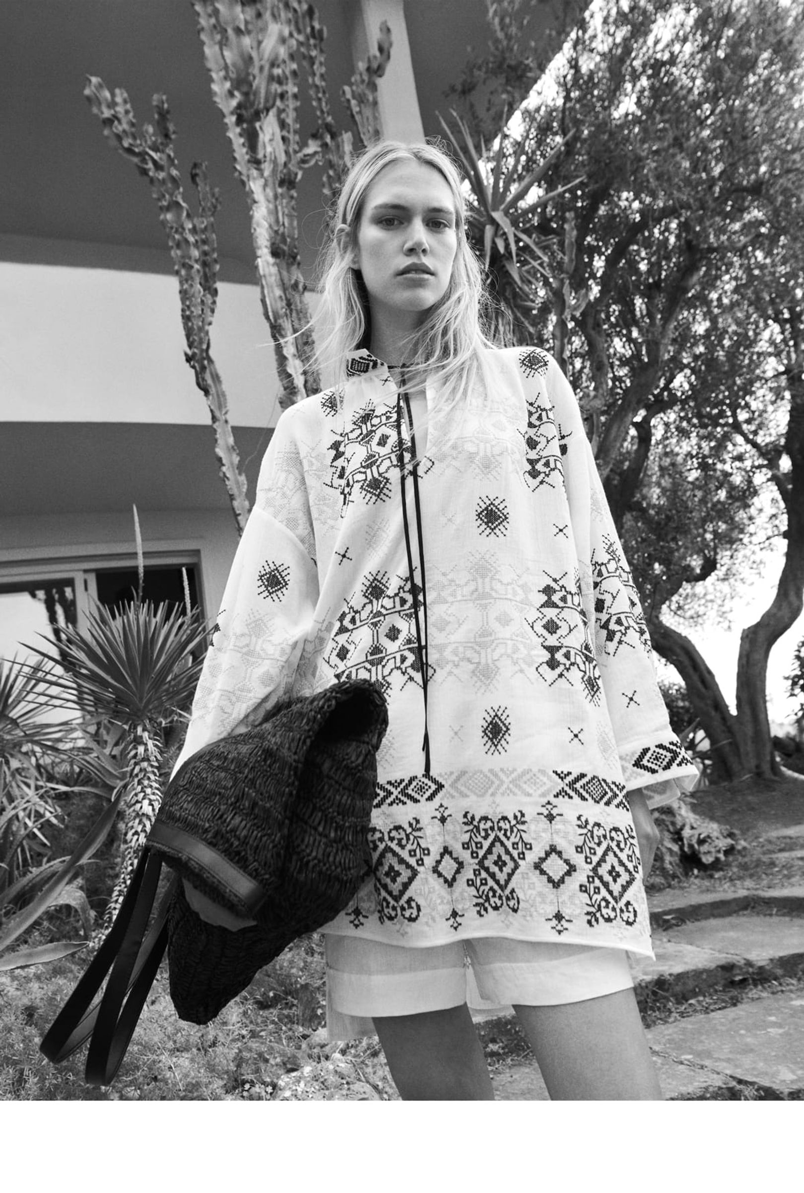Massimo Dutti Woman Sorrento SS22 6