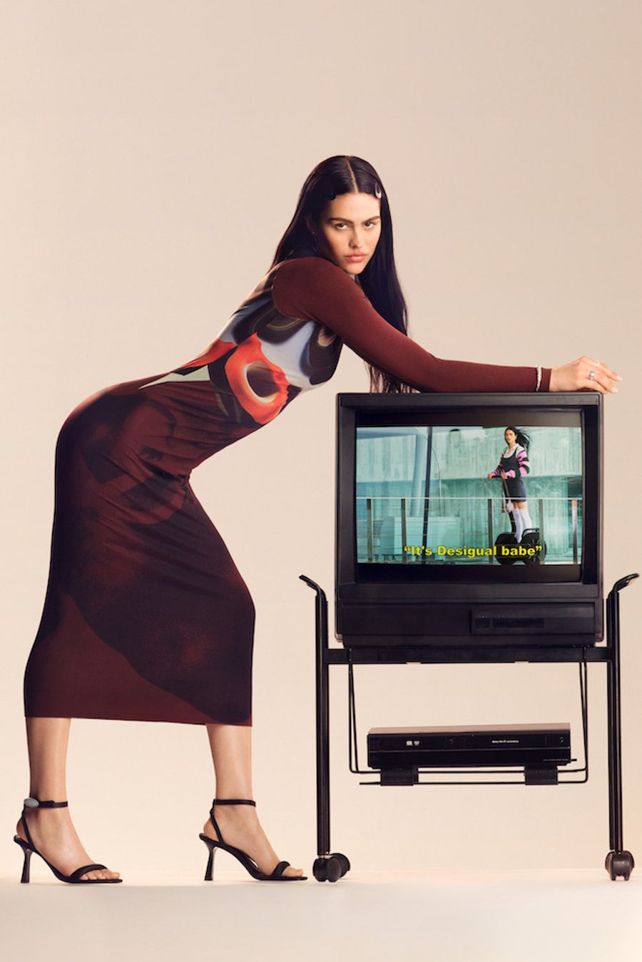 Desigual FW24 With Amelia Gray (3)