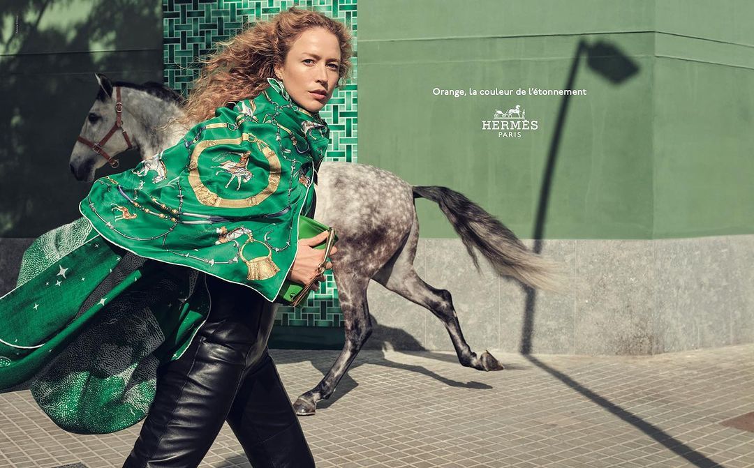 Hermes Astonishing Orange (1)
