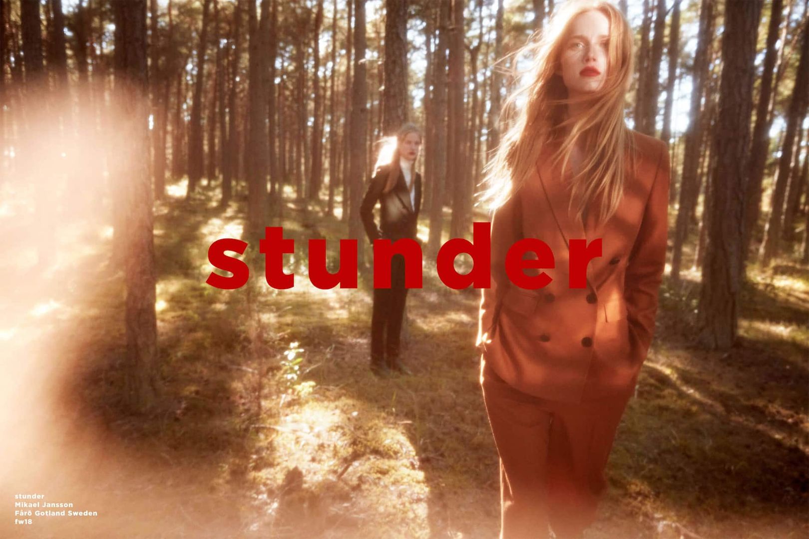 Massimo Dutti Woman Stunder FW18 Campaign 1