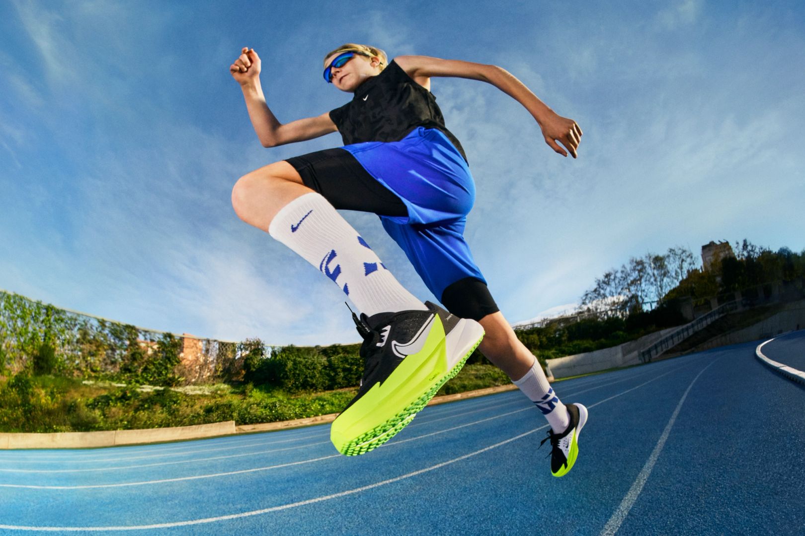 Nike Running Kids Sonic Fly 1