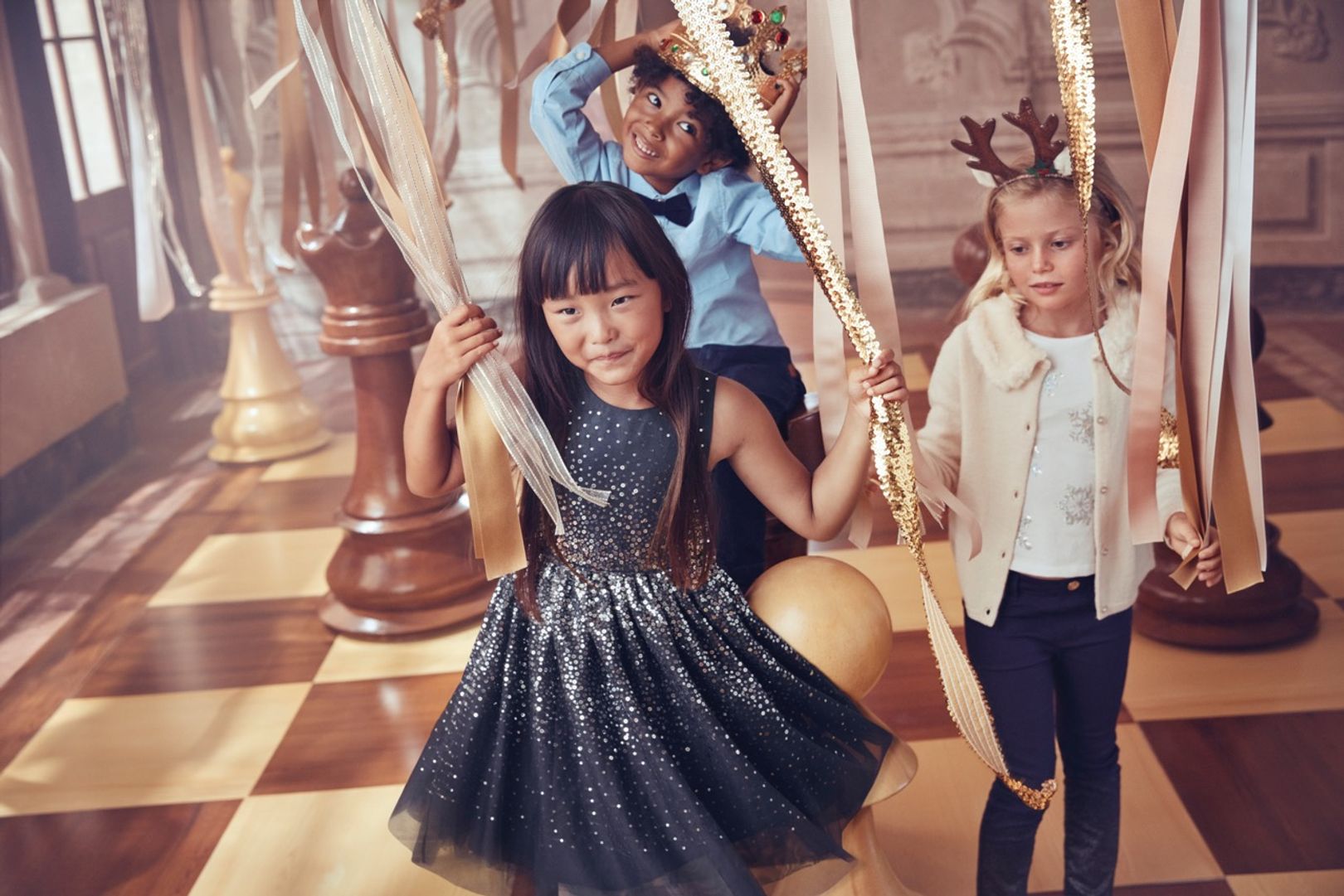 H&M Kids Dress Up Well 2
