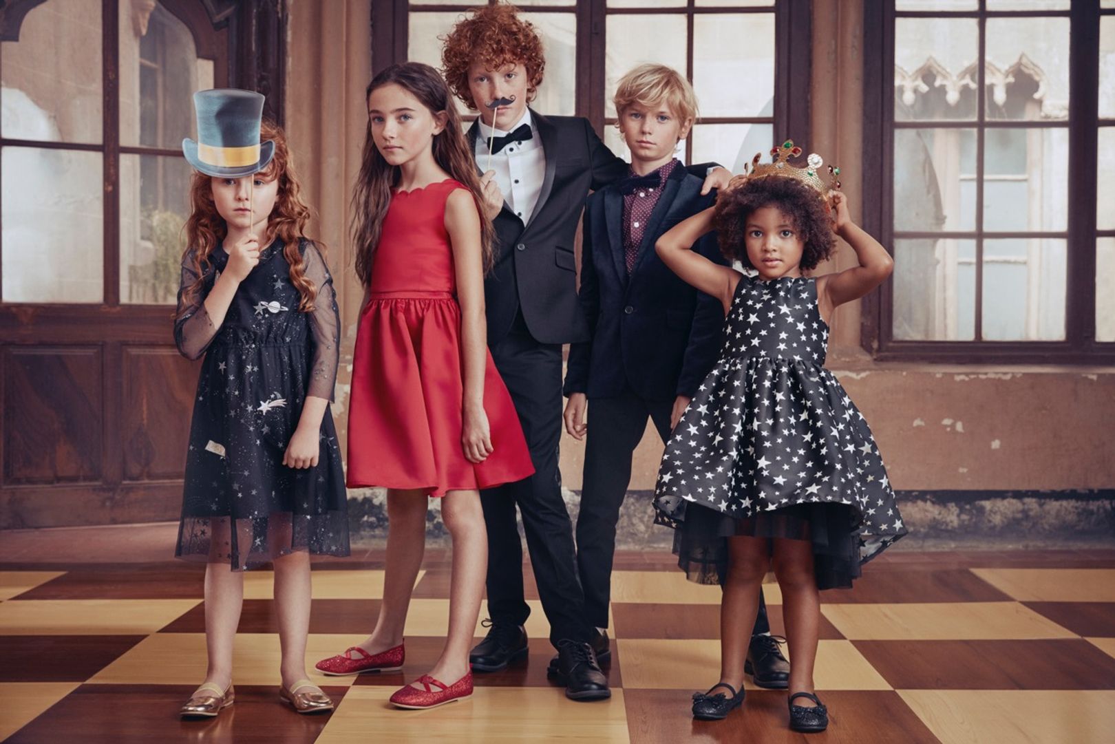 H&M Kids Dress Up Well 12