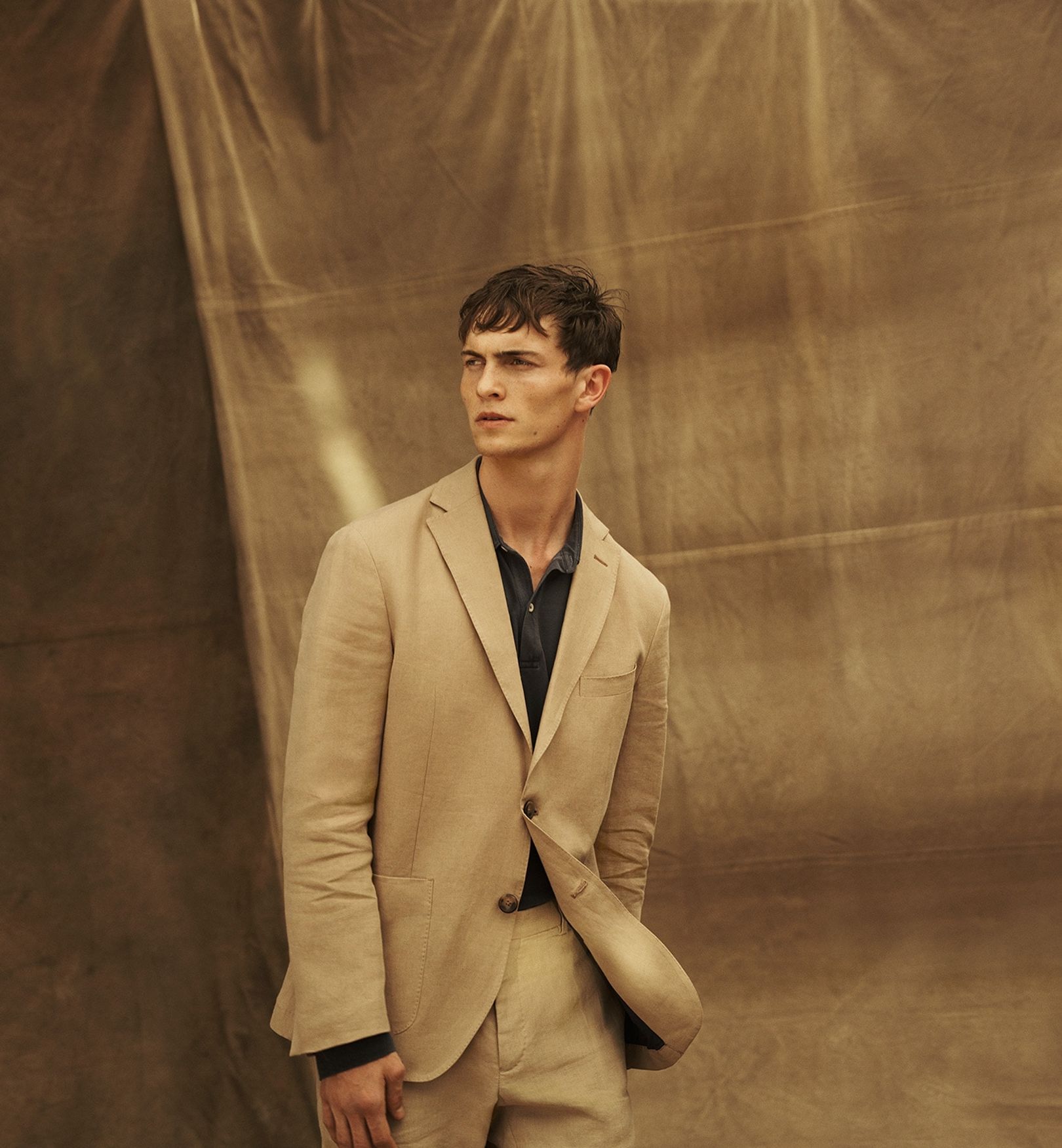 Massimo Dutti Man SS19 Campaign 9