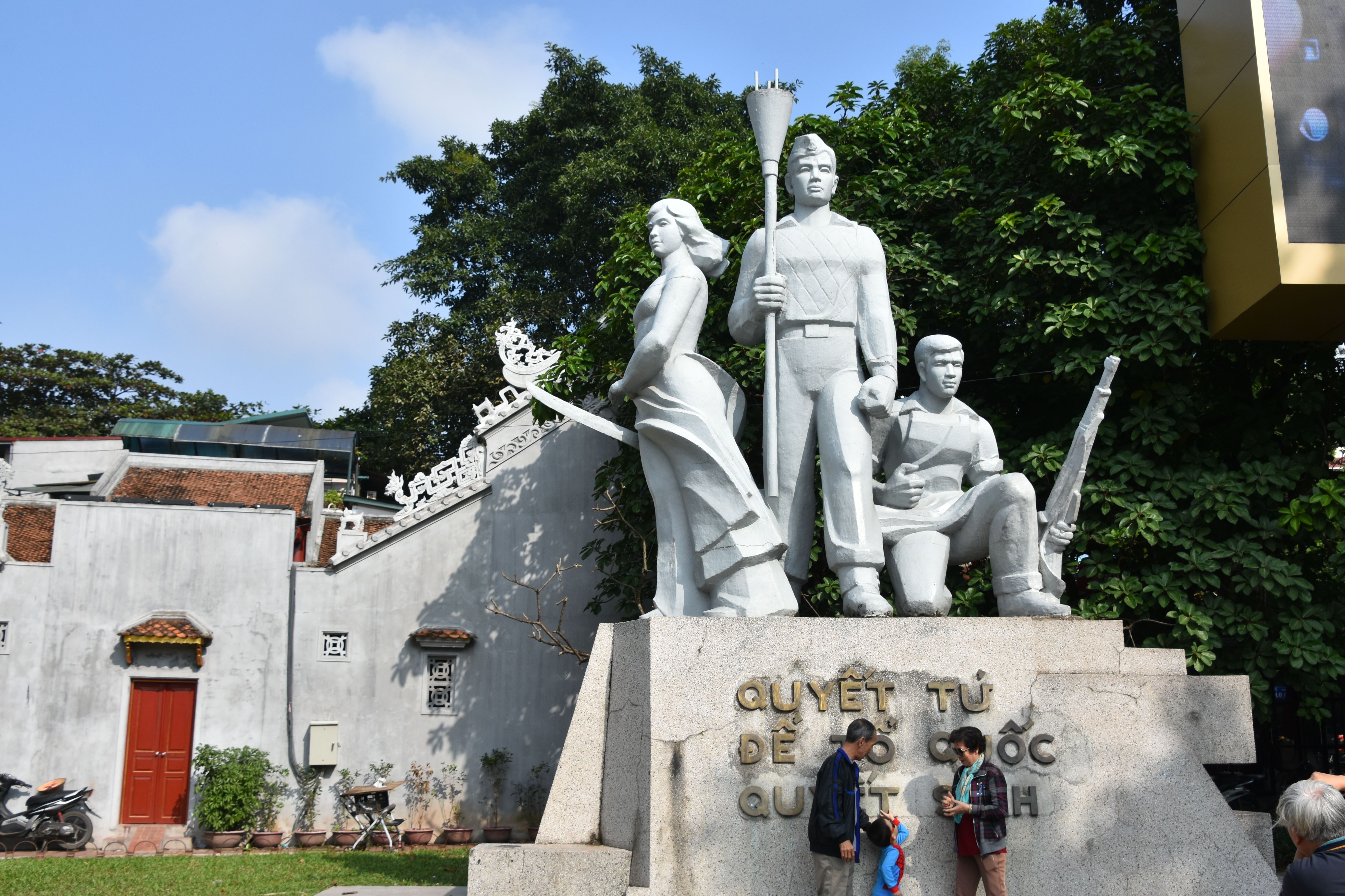 Memorial to the Revolutionary Martyrs, Hanoi