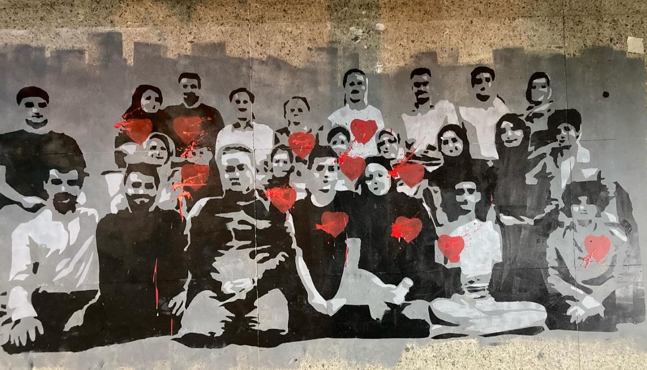 Ali Mirfattah’s painting, mural collection “Immortal Name of Homeland.”  Photo: www.TehranTimes.com.