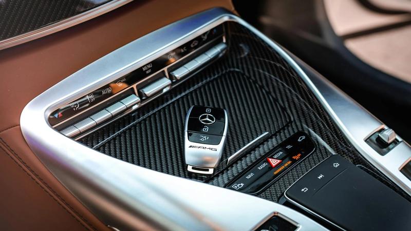 Ozonbehandeling interieur in Balen (2026): geur weg, frisse auto terug — wat kost het en wanneer loont het?