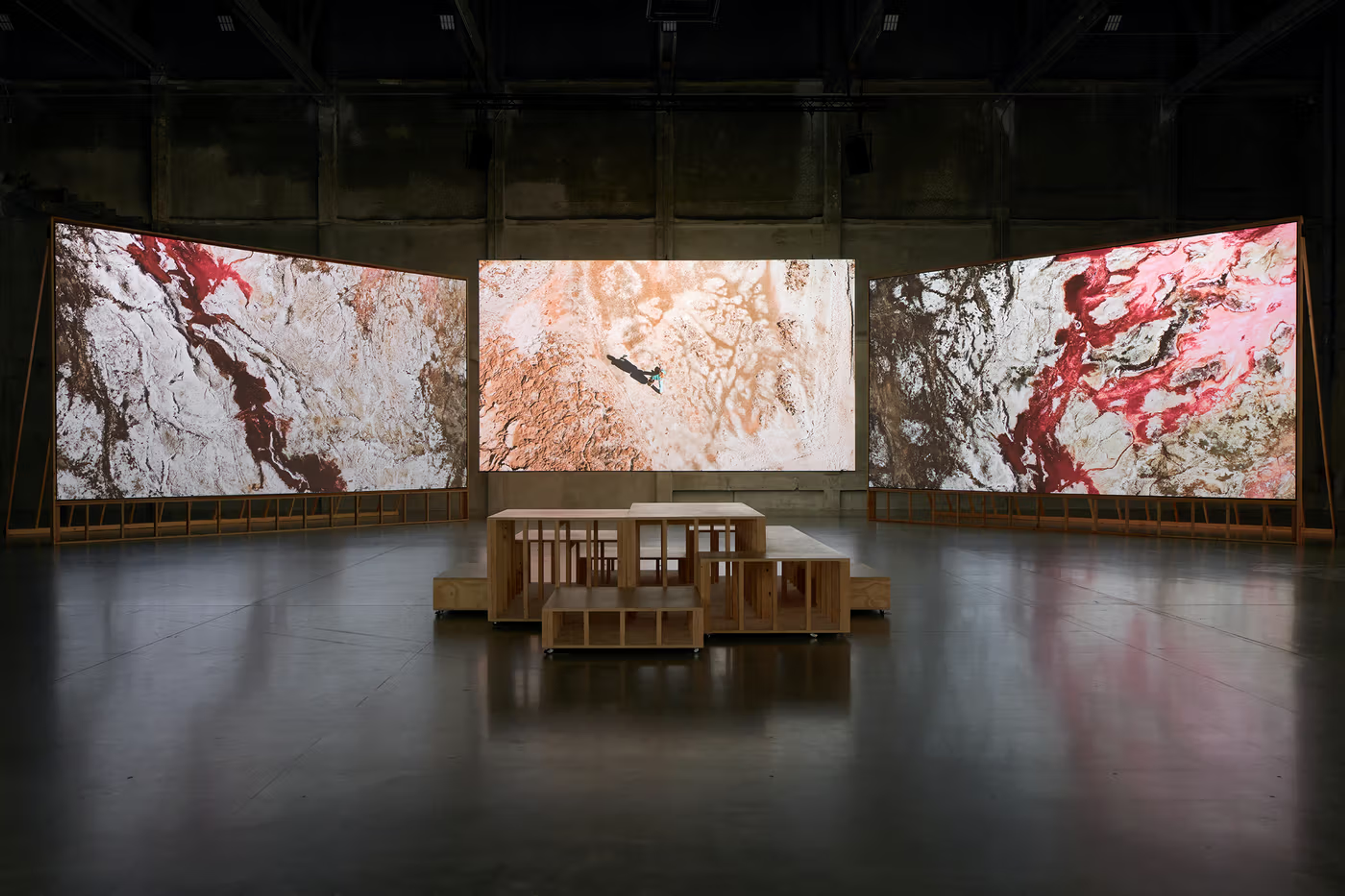 Doug Aitken: "Lightscape" | C.A.V.E