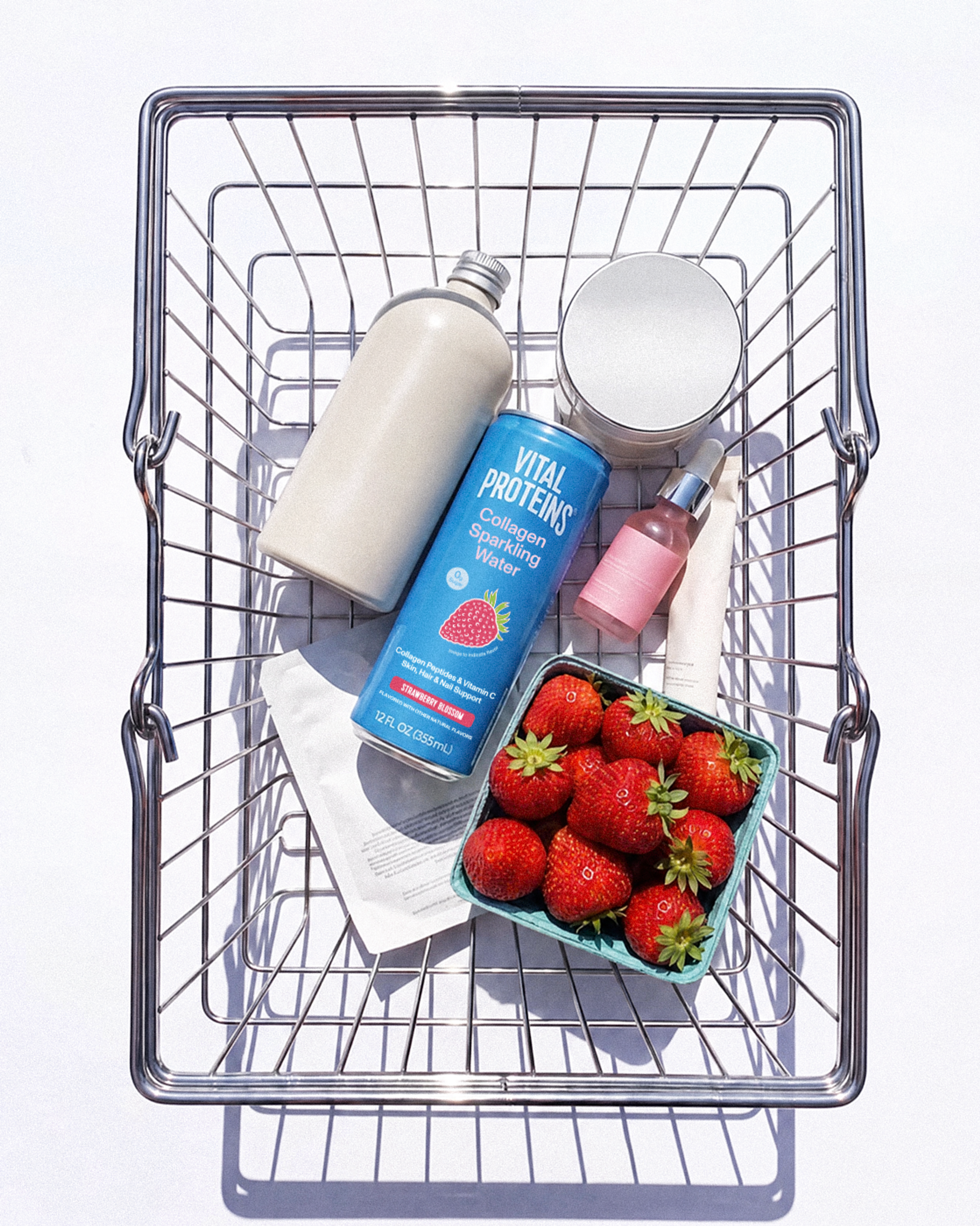 Vital Proteins Sparkling Water Straberry Blossom Basket