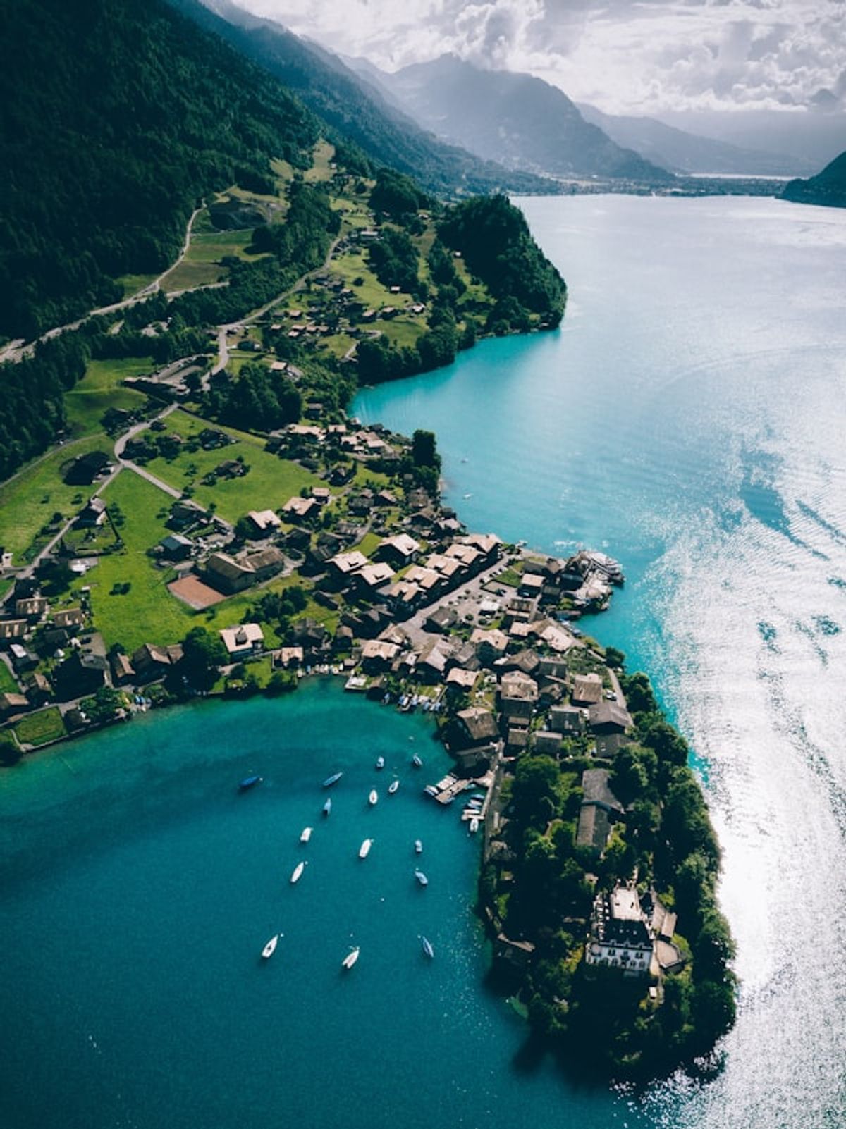 Explore Lucerne photo 3