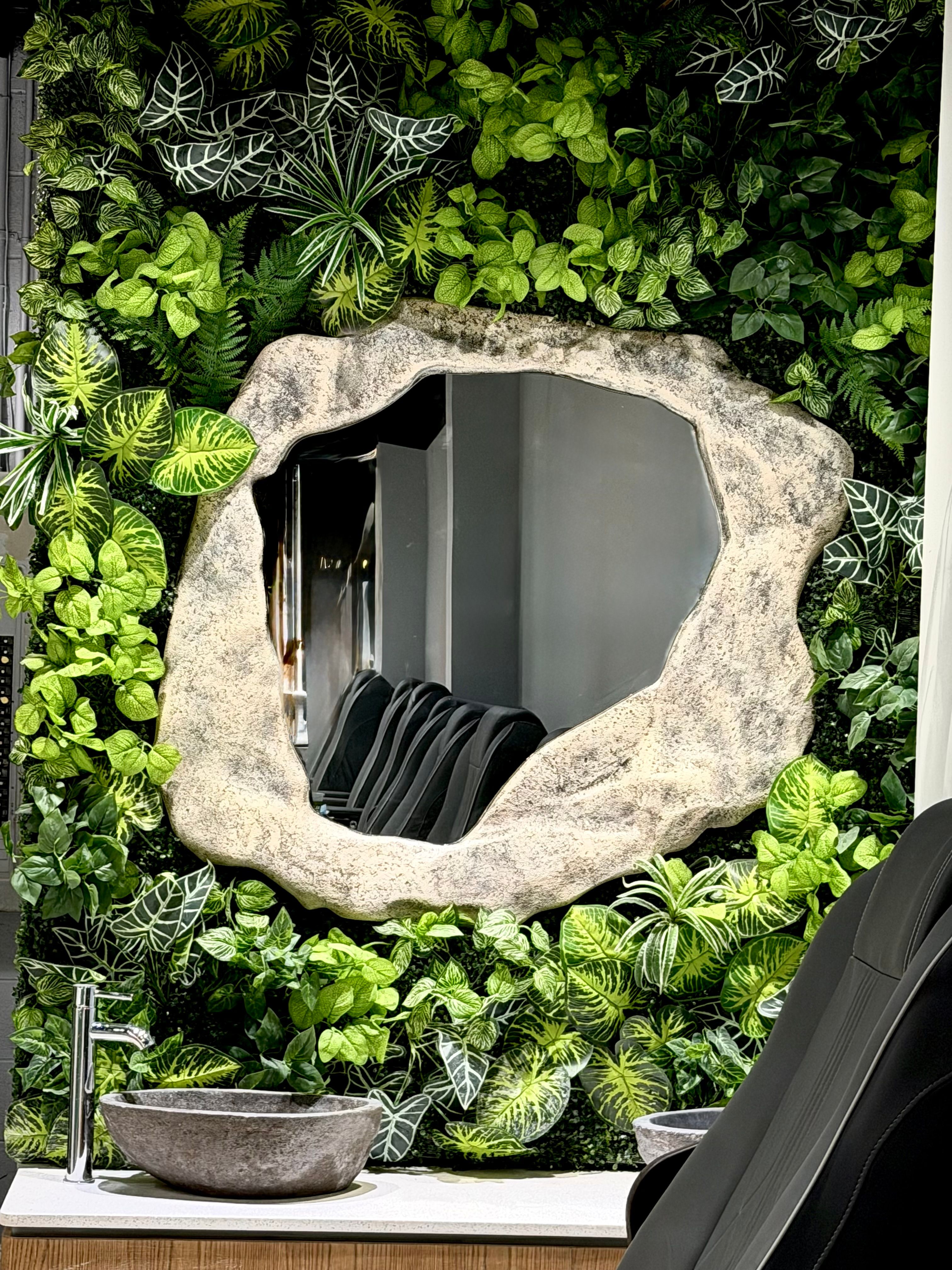 Living Wall Mirror