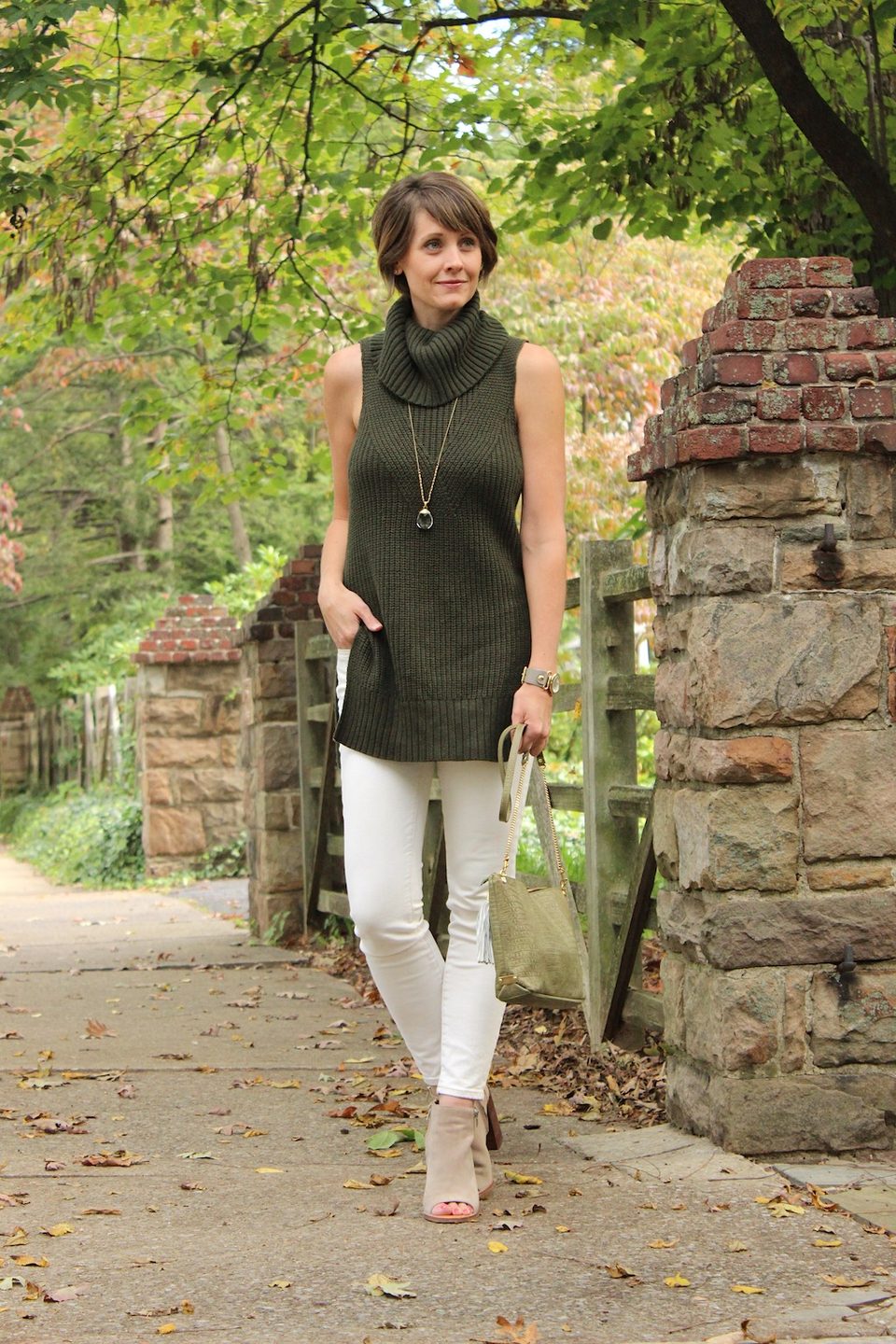 sleevelesssweater5