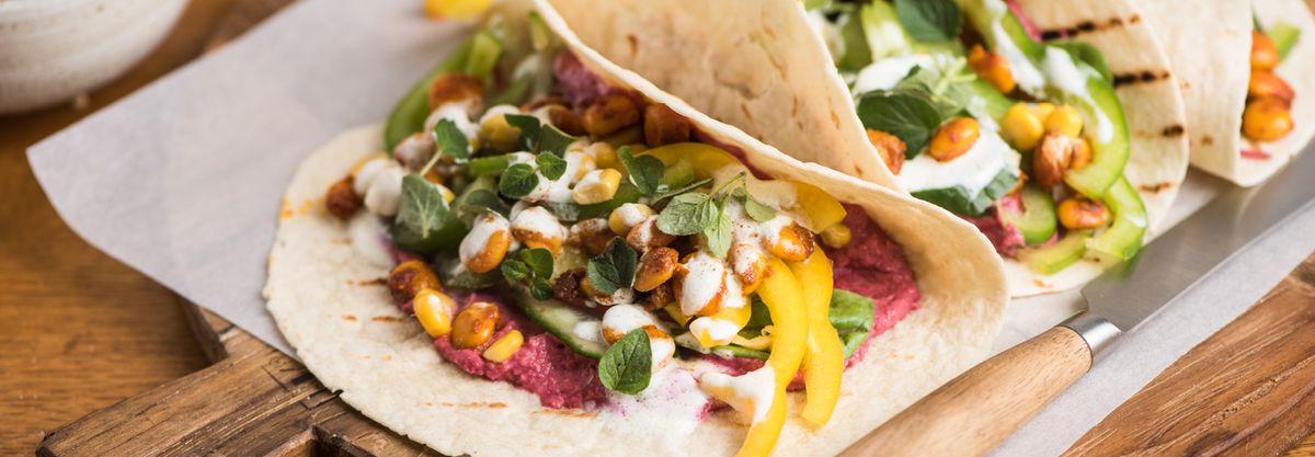 Wraps mit Süßlupinen und Rote Bete Aufstrich biomarkt.de
