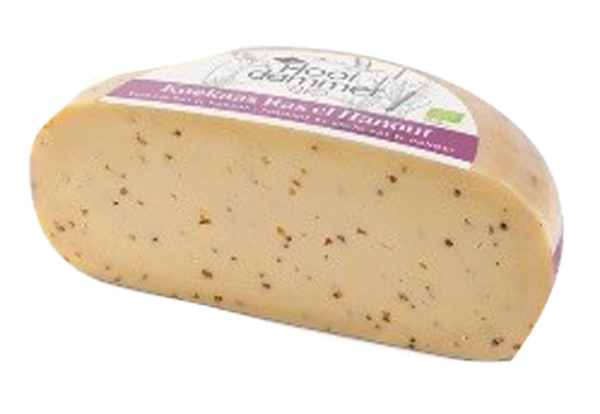 Orientalische Kräuter-Käse - halber Laib