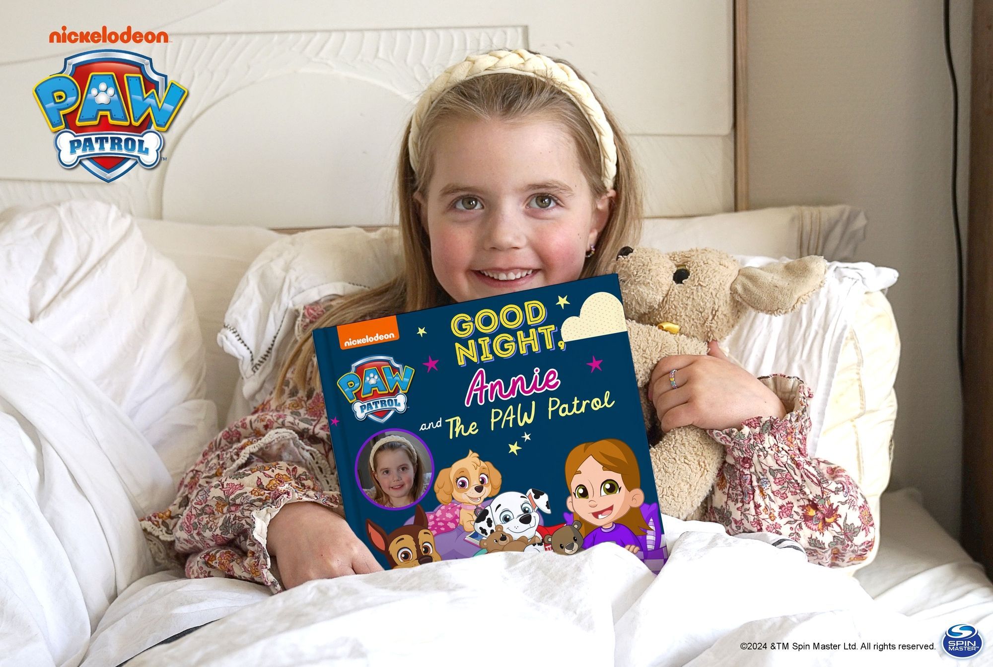 Your child and the PAW Patrol together in this bedtime book!