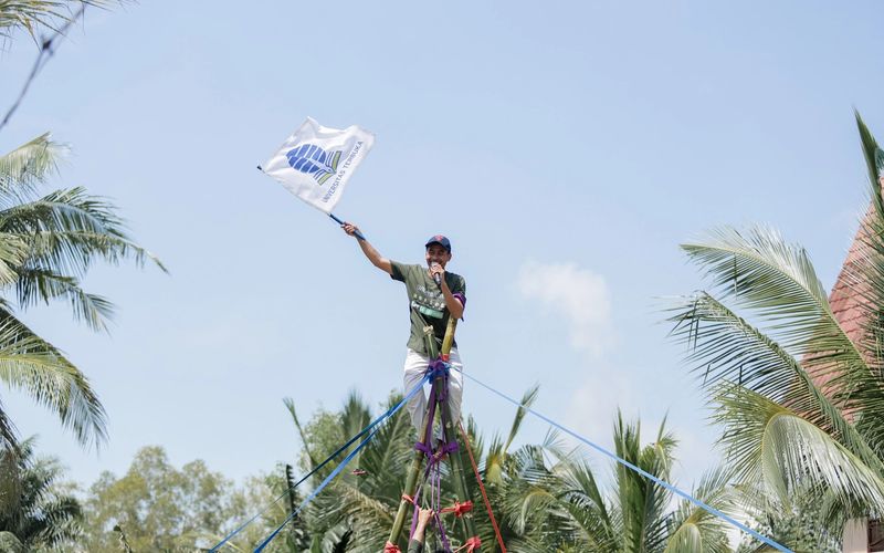 Dokumentasi kegiatan corporate gathering dan outbound training Jawsika untuk team building karyawan di Kalimantan Timur