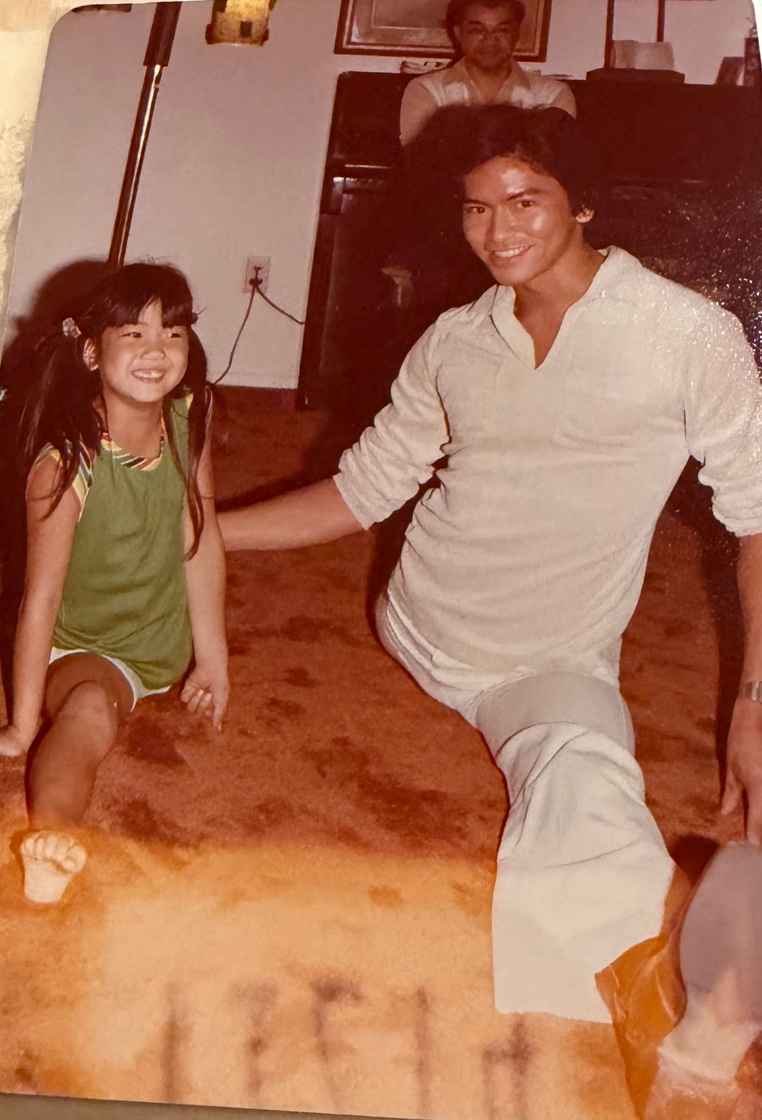 Young Traci and Rick doing the splits