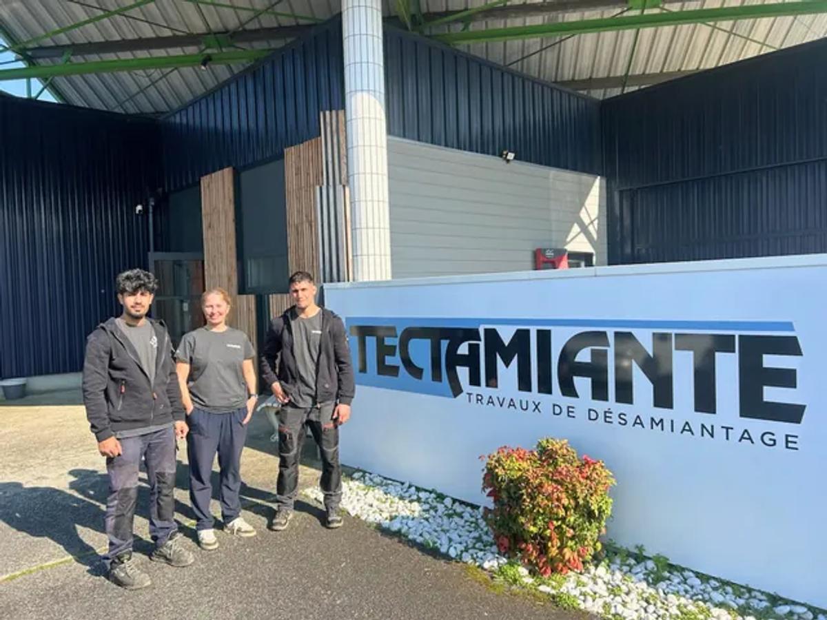 Formation au désamiantage avec Tectamiante
