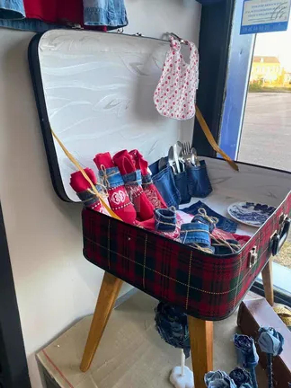 Créations upcyclées en boutique