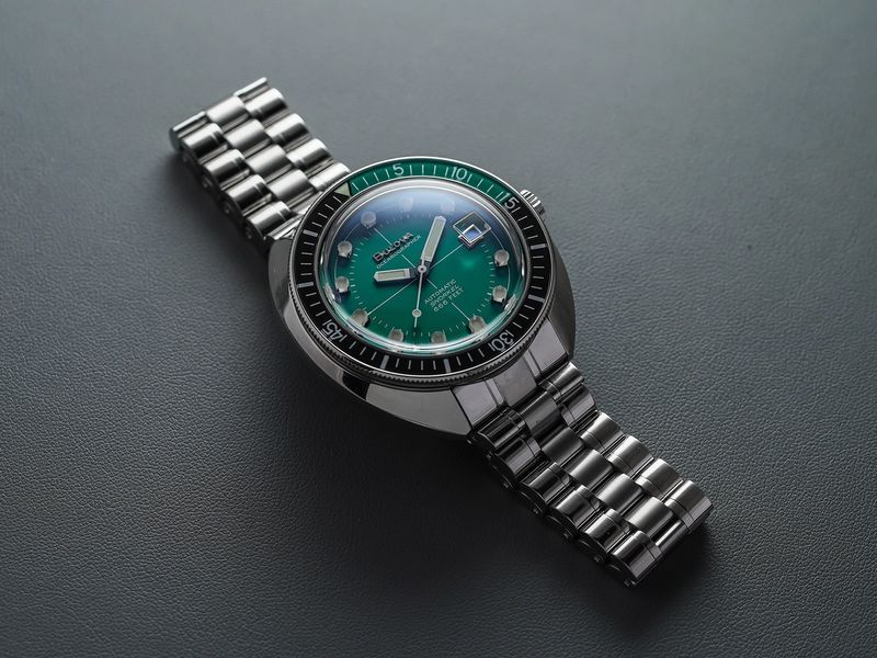 A Unique Retro Style Diver