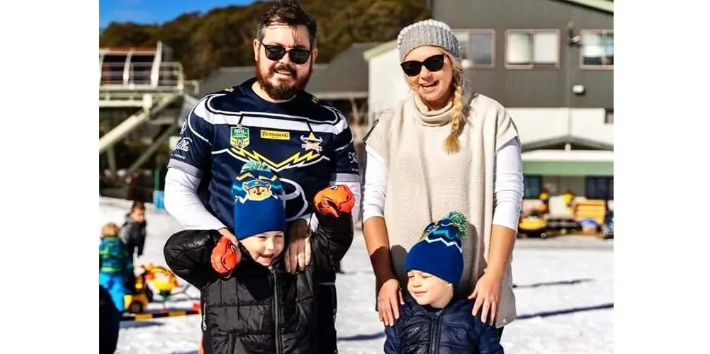 Make-A-Wish Australia wish kid Hunter at Mount Hotham ski fields with family on his snow wish