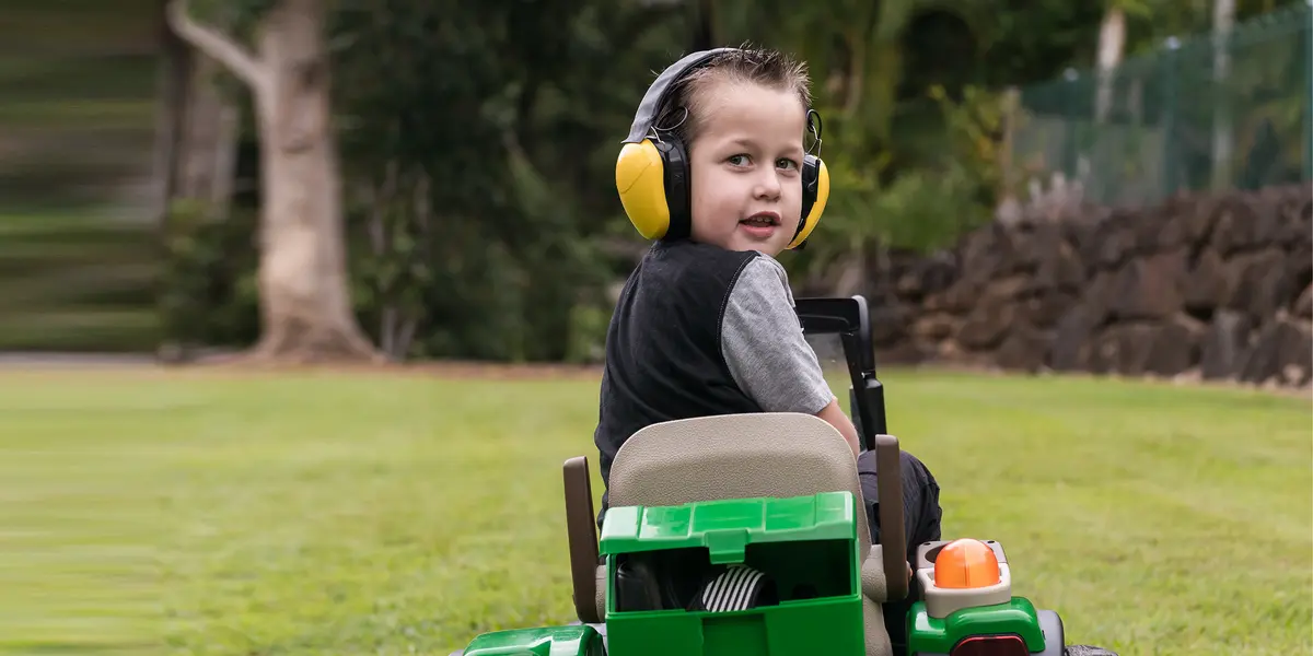 Make A Wish Australia Children's Charity - Bailey on his mow mow