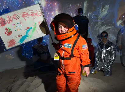 Make A Wish Australia Children's Charity - Dwayne on his wish to go to the moon with his flag