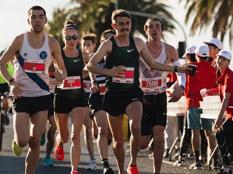 Make A Wish Australia Children's Charity - Team Wish running in the Melbourne Marathon