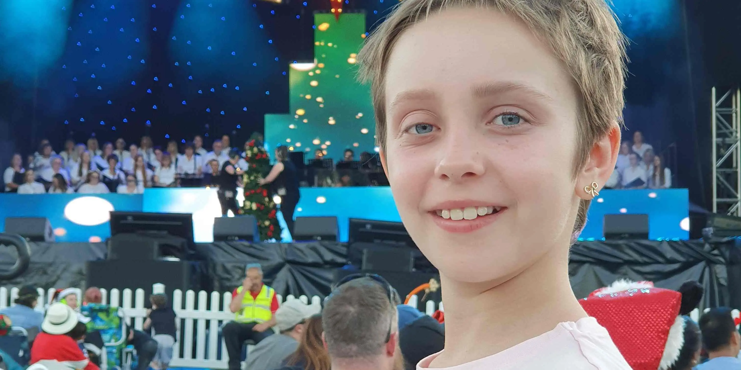 Make-A-Wish Australia wish kid Allegra at a Guy Sebastian concert