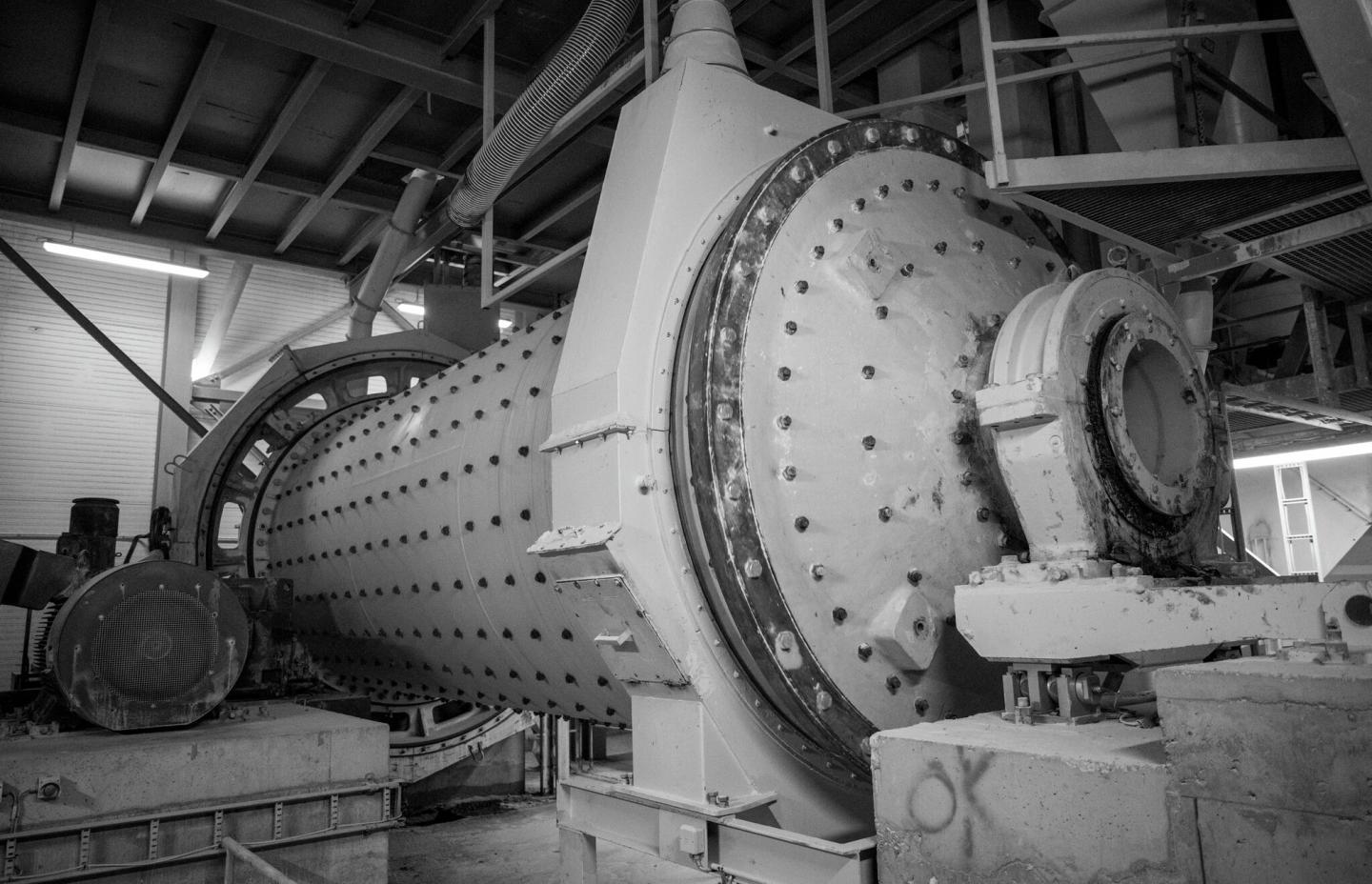 60 000 tonn glas tørkast og knusast årleg.