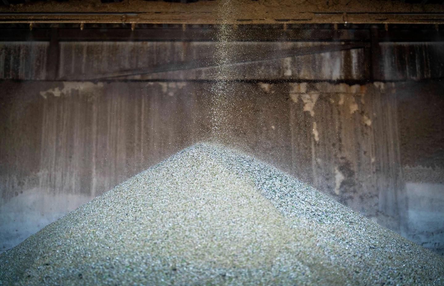 Glass som ikke kan gjenbrukes.