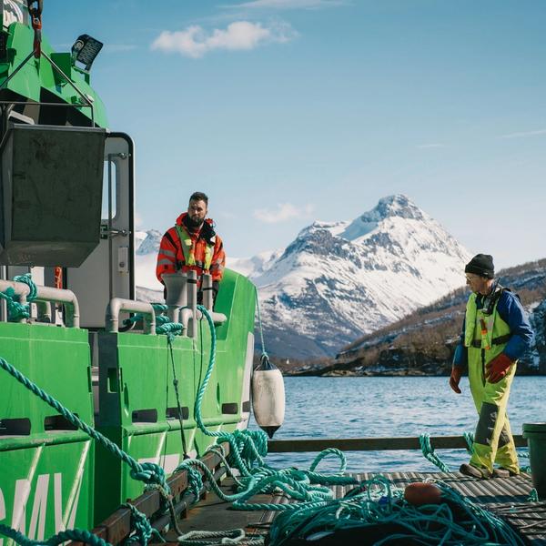 "Astrid Helene" ligger fortøyd hos Northern Lights Salmon.