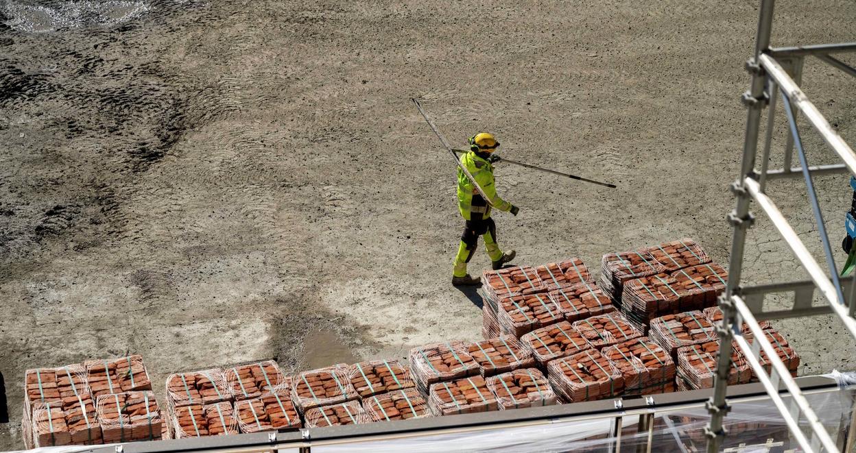 Ansatt i et anleggsområde