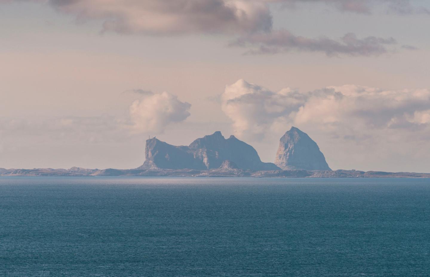 Norskekysten badet i sol