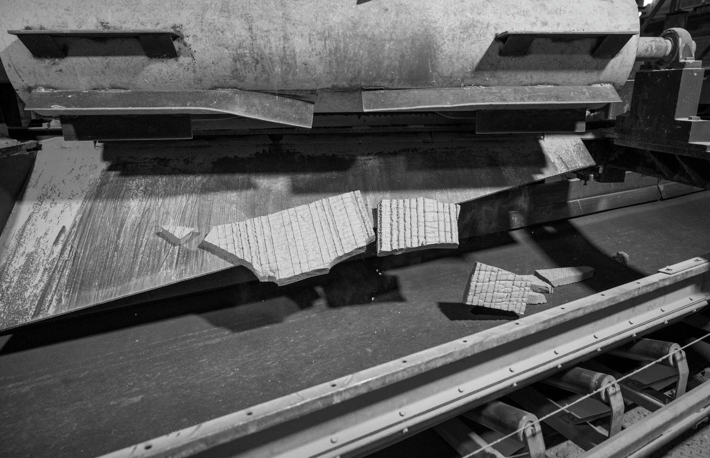 Skumglass knekker opp.