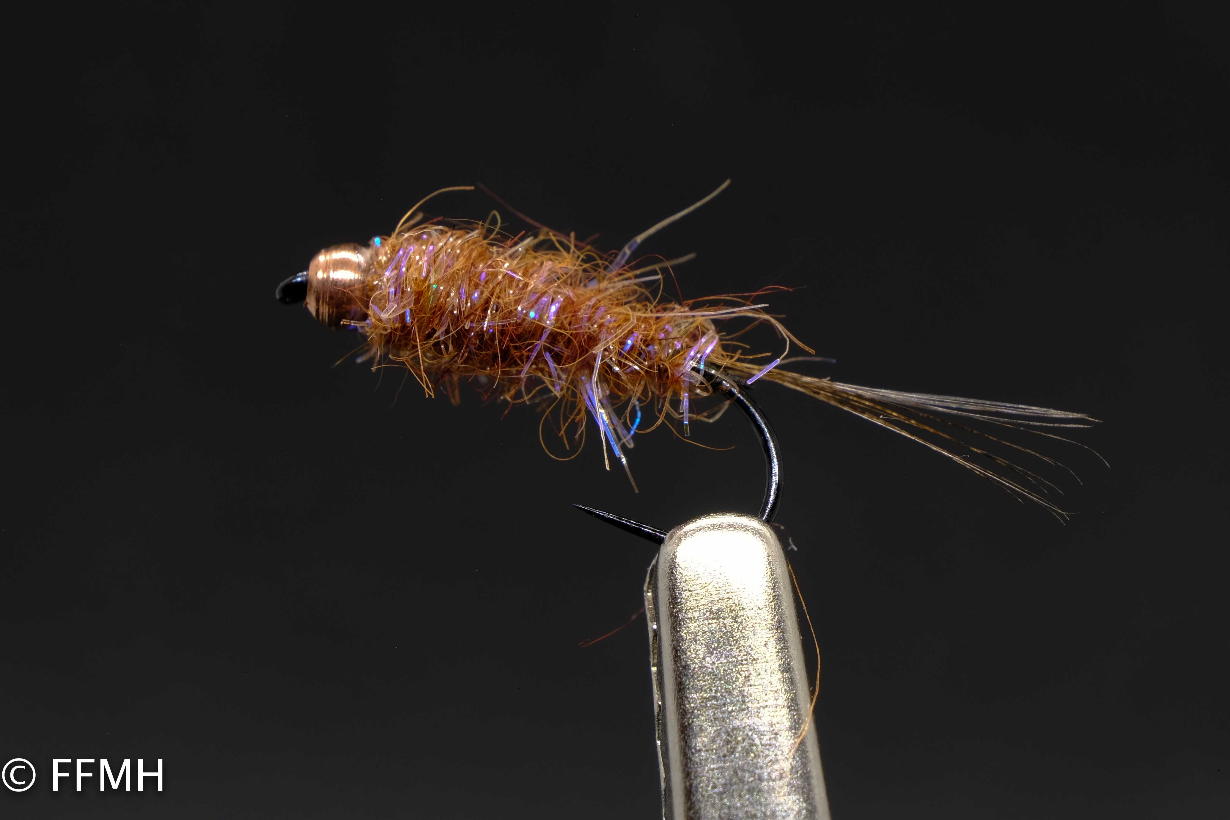 Minimal Pattern Brown Nymph