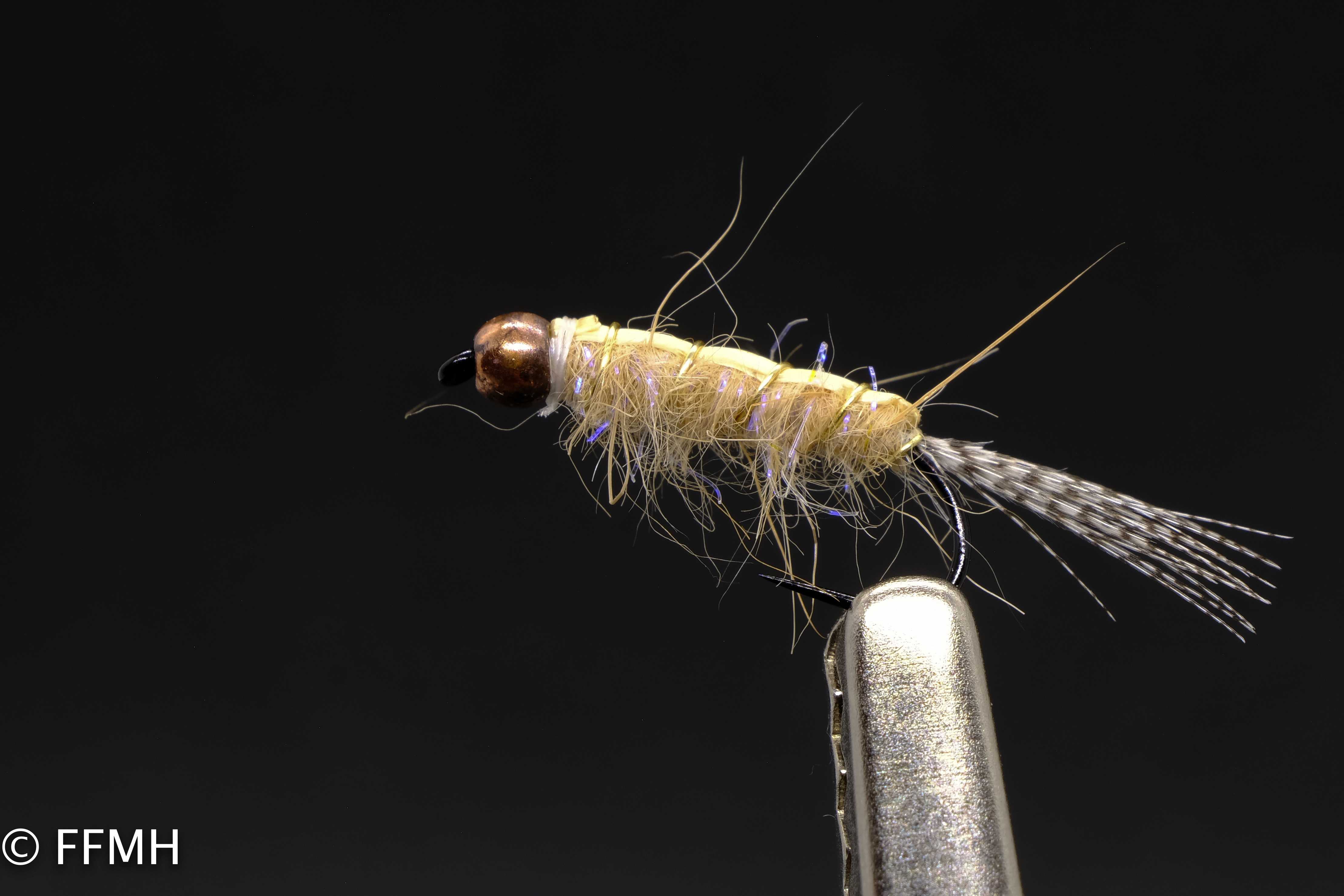 Minimal Pattern Sand Nymph